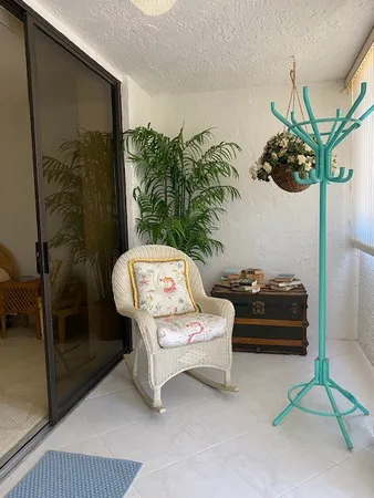 $5,900 | 1850 Bay Road, Unit 2E, Vero Beach, FL 32963