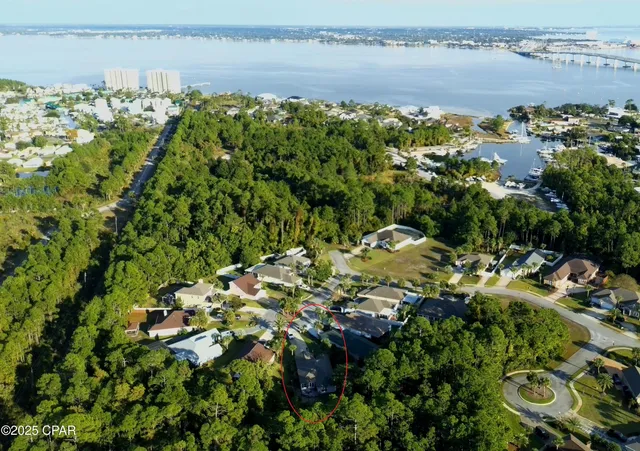 $369,000 | 809 Jr Arnold Court, Panama City Beach, FL 32407