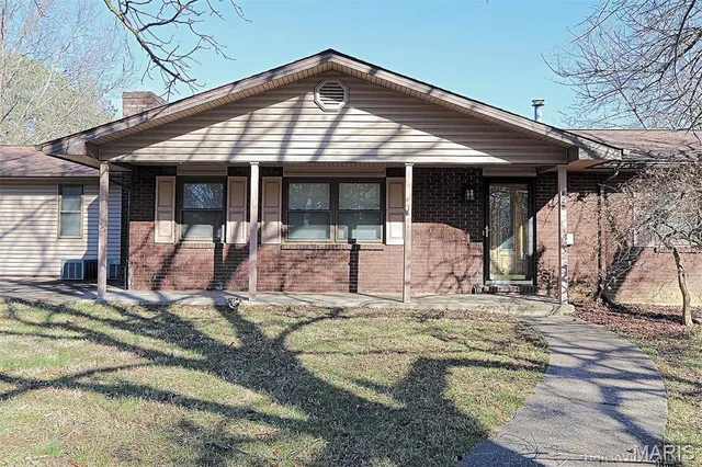 $335,000 | 628 Otto Drive, Jackson, MO 63755