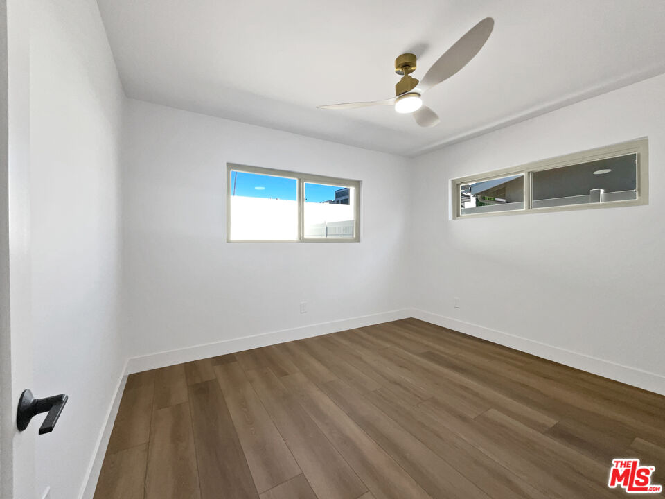 5736 Vantage Avenue Valley Village, CA 91607 - Photo 21 of 28