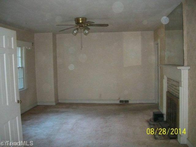 234 Styers Road Winston-Salem, NC 27105 - Photo 3 of 11 Living Room.