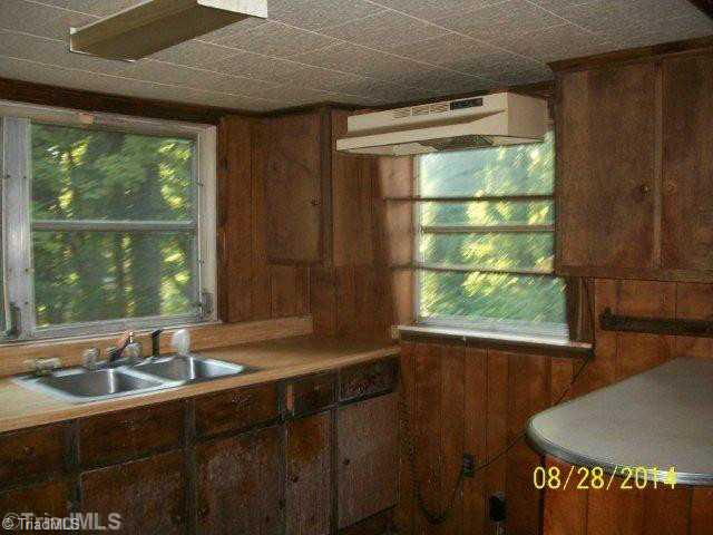 234 Styers Road Winston-Salem, NC 27105 - Photo 6 of 11 Kitchen.