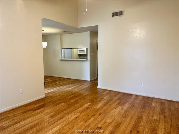 $1,195 | 706 Cross Timbers Drive, College Station, TX 77840