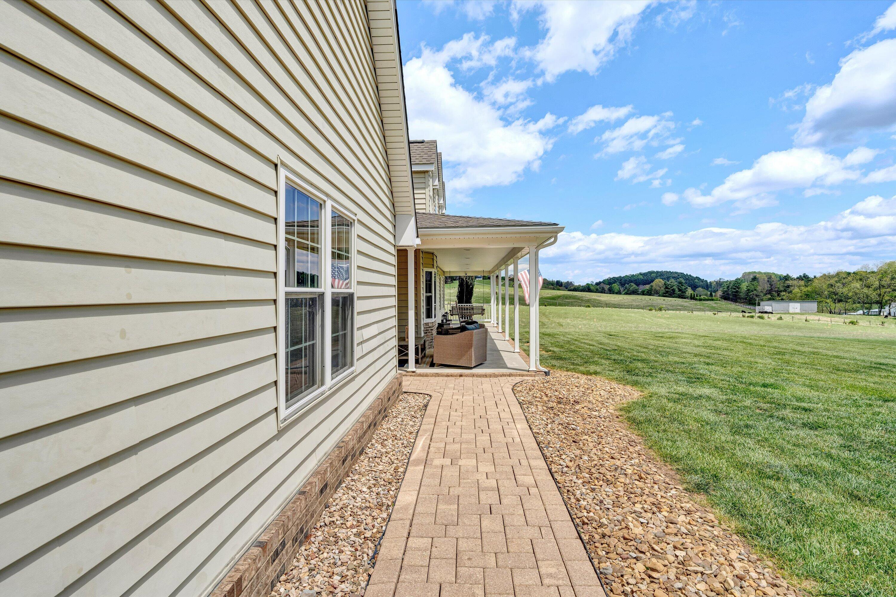 1757 Daniels Run Road Northeast Check, VA 24072 - Photo 5 of 72 05-DSC00310