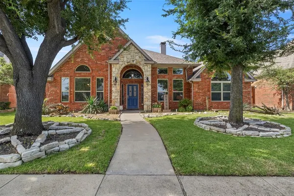 $3,000 | 1003 Hunters Creek Drive, Carrollton, TX 75007