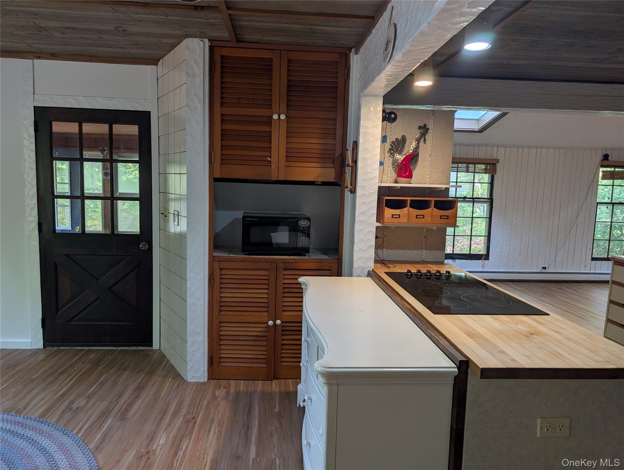 45 Sunken Meadow Road Northport, NY 11768 - Photo 5 of 27