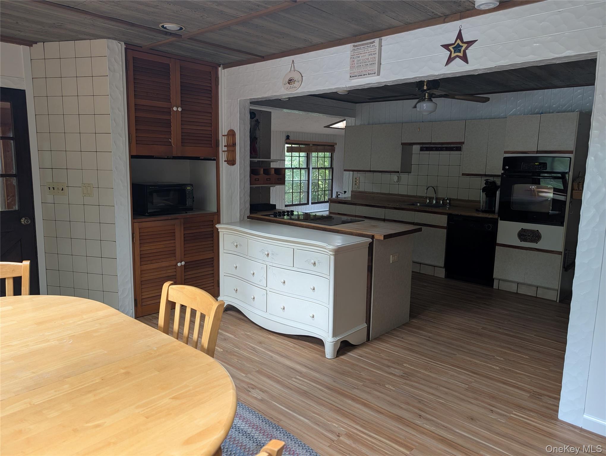 45 Sunken Meadow Road Northport, NY 11768 - Photo 7 of 27