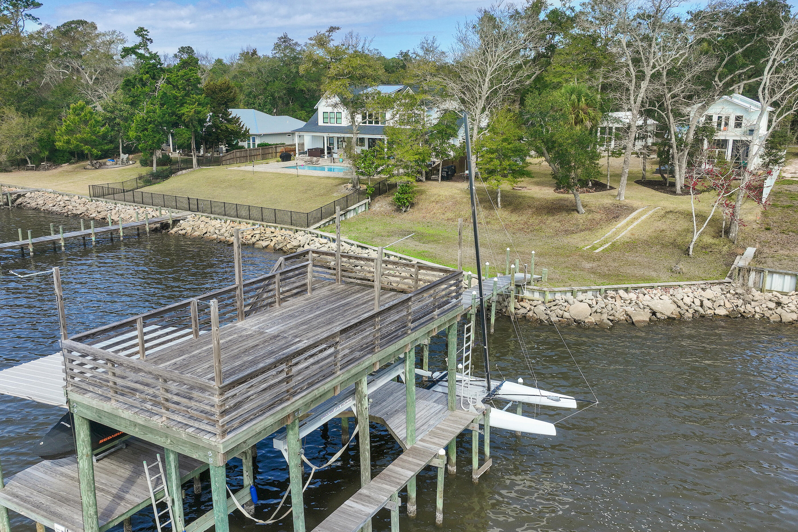 315 Red Barn Road Freeport, FL 32439 - Photo 13 of 63 .