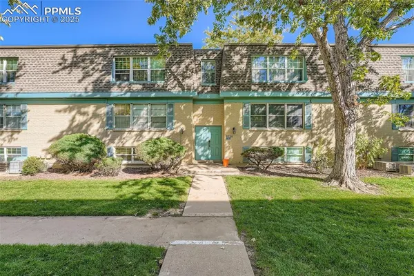 $175,000 | 9230 East Girard Avenue, Unit 7, Denver, CO 80231