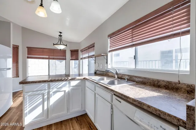 $1,750 | 8664 North 107th Drive, Peoria, AZ 85345