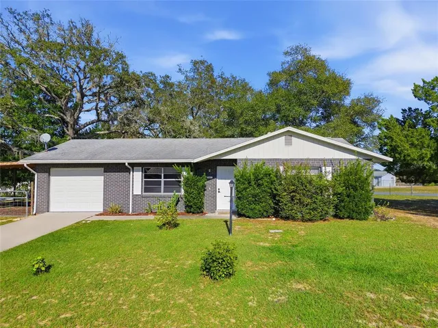 $2,200 | 34815 Gardenia Way, Dade City, FL 33523