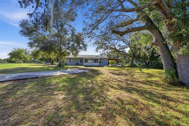 $2,200 | 34815 Gardenia Way, Dade City, FL 33523