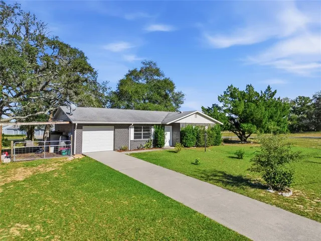$2,200 | 34815 Gardenia Way, Dade City, FL 33523