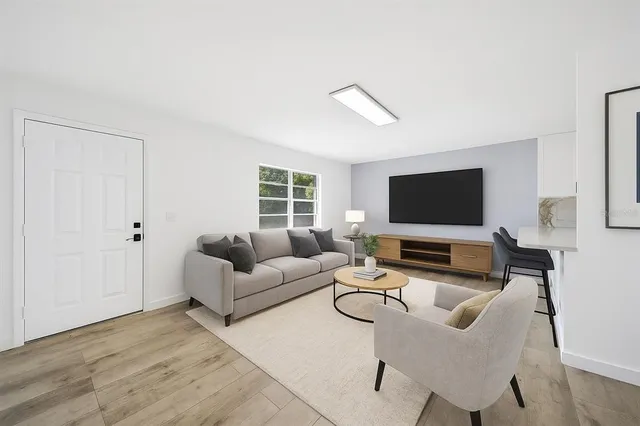 $2,200 | 34815 Gardenia Way, Dade City, FL 33523