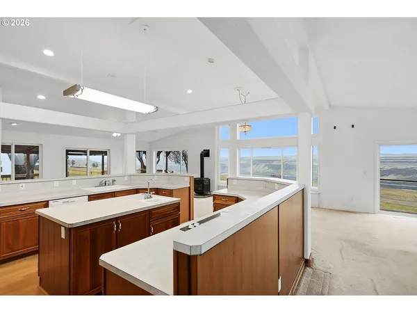 $750,000 | 60 Gore Road, Goldendale, WA 98620