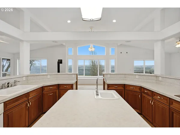 $750,000 | 60 Gore Road, Goldendale, WA 98620