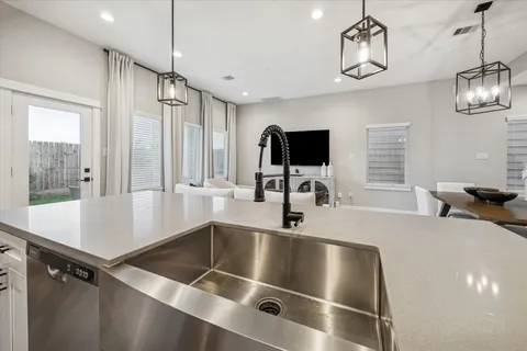 $279,700 | 11315 Stonework Grove Lane, Houston, TX 77076