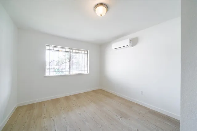 $600 | 12302 Kitty Brook Drive, Houston, TX 77071