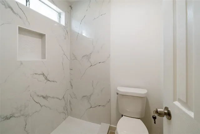 $600 | 12302 Kitty Brook Drive, Houston, TX 77071