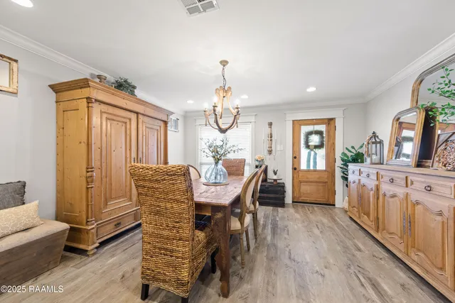 $295,000 | 422 Broadmoor Boulevard, Lafayette, LA 70503