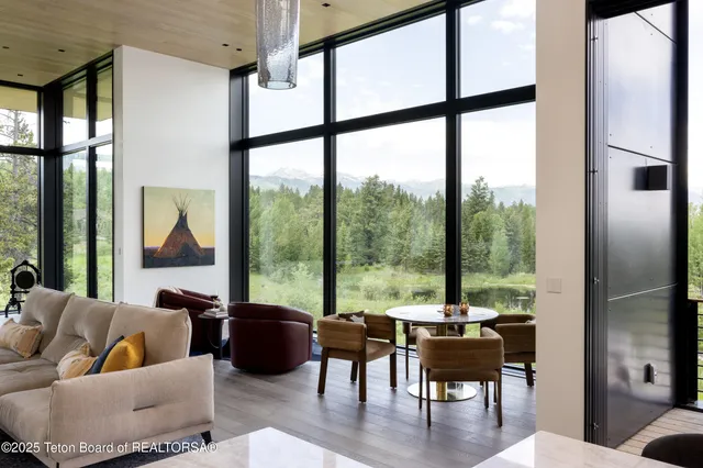 $13,900,000 | 5135 Eagle Road, Wilson, WY 83014