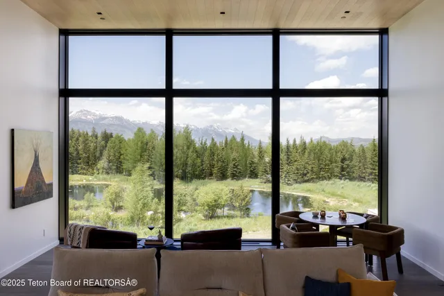 $13,900,000 | 5135 Eagle Road, Wilson, WY 83014