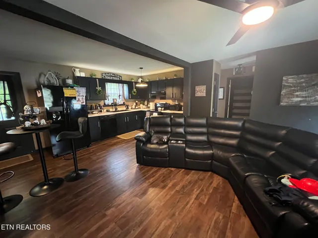 $220,000 | 122 Regan Lane, La Follette, TN 37766