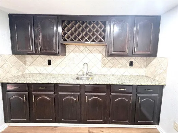 $2,600 | 220 Park Meadow Way, Coppell, TX 75019