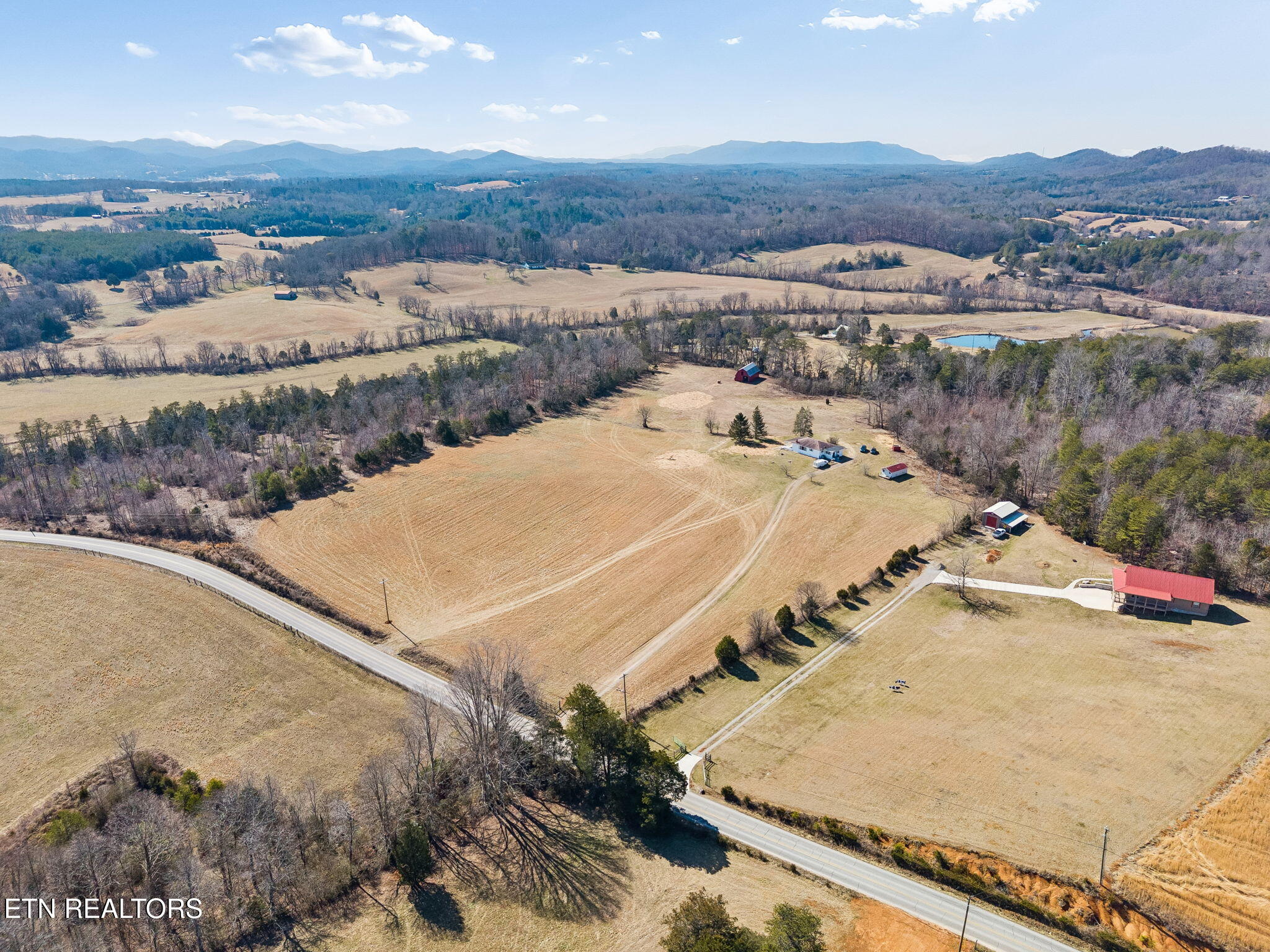 1451 Fairview Road Tellico Plains, TN 37385 - Photo 45 of 54 40-1451 Fairview Rd Tellico Plains - 040