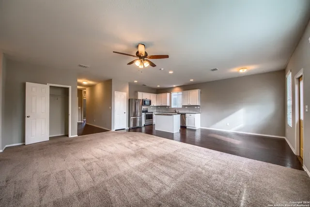 $1,850 | 10606 Century Farm Drive, Converse, TX 78109