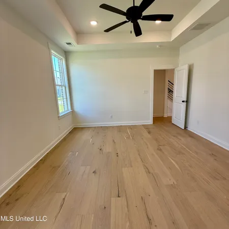 $360,900 | 436 Sunflower Street, Nesbit, MS 38651