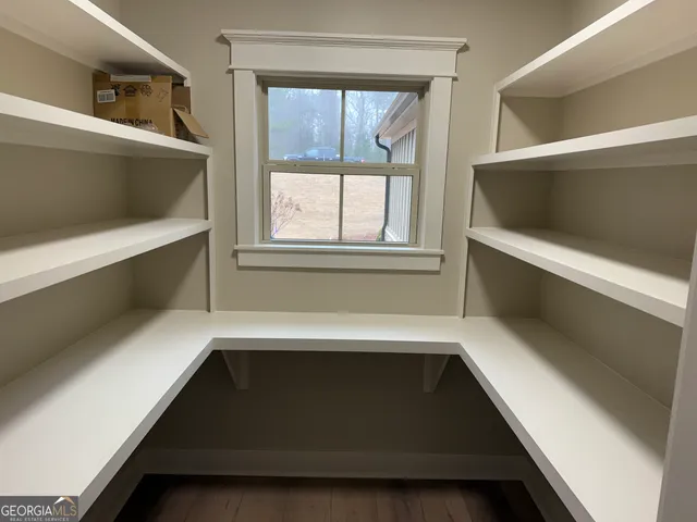 $499,900 | 33 Wolf Crk Cove, LaGrange, GA 30240