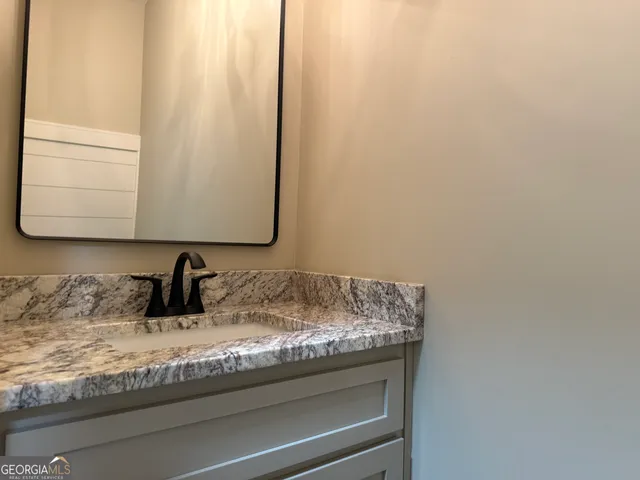 $499,900 | 33 Wolf Crk Cove, LaGrange, GA 30240