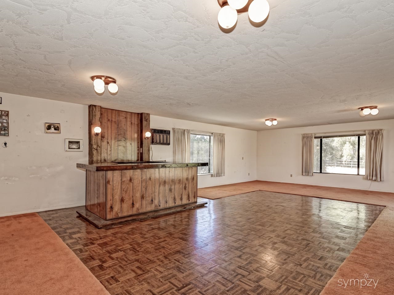 28114 Queensbridge Road Valley Center, CA 92082 - Photo 12 of 25 Entertainment Room - Business Meetings, etc.