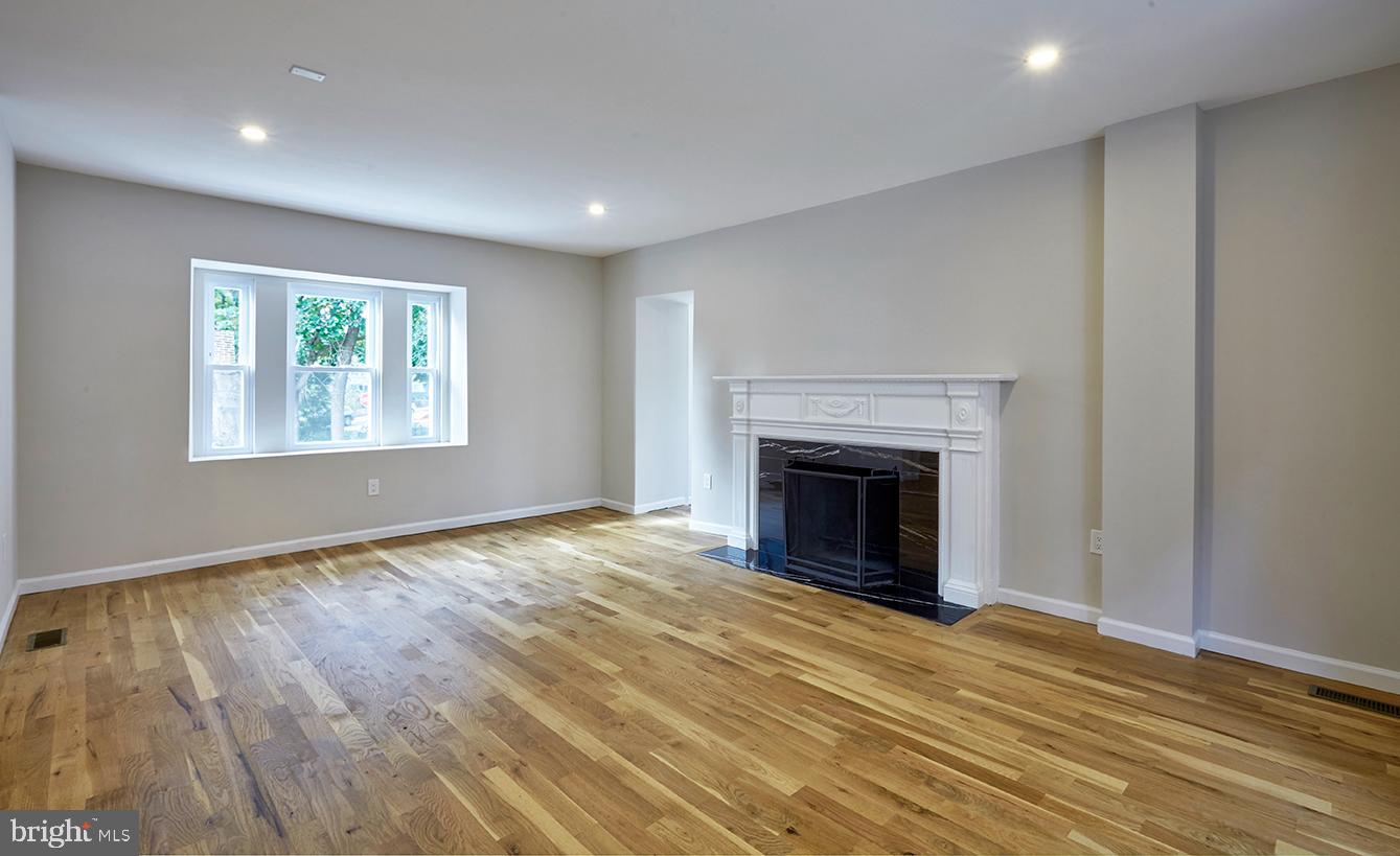 2211 North 51st Street Philadelphia, PA 19131 - Photo 4 of 47