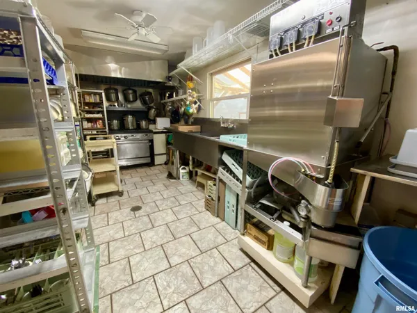 $349,900 | 6141 Highway 97, Pleasant Plains, IL 62677