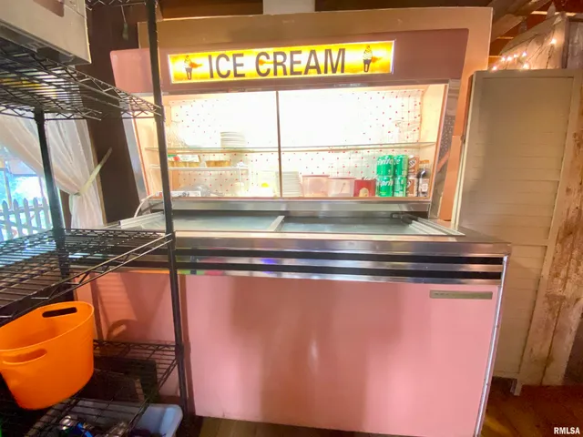 $349,900 | 6141 Highway 97, Pleasant Plains, IL 62677