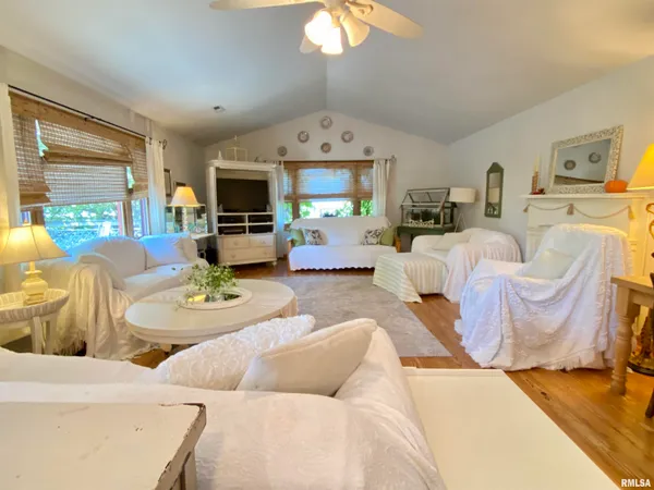 $349,900 | 6141 Highway 97, Pleasant Plains, IL 62677