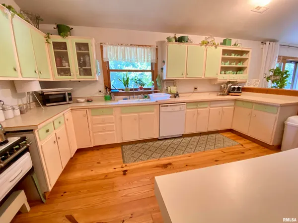 $349,900 | 6141 Highway 97, Pleasant Plains, IL 62677