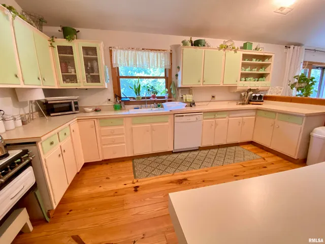 $349,900 | 6141 Highway 97, Pleasant Plains, IL 62677