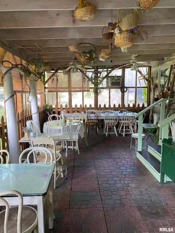 $349,900 | 6141 Highway 97, Pleasant Plains, IL 62677