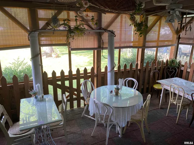 $349,900 | 6141 Highway 97, Pleasant Plains, IL 62677