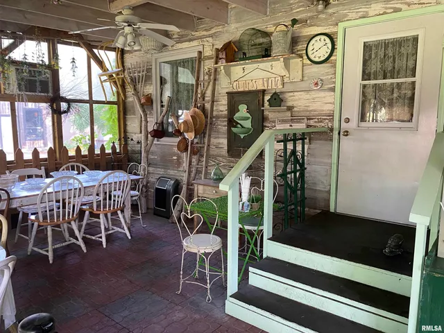 $349,900 | 6141 Highway 97, Pleasant Plains, IL 62677