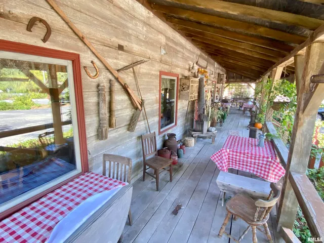 $349,900 | 6141 Highway 97, Pleasant Plains, IL 62677