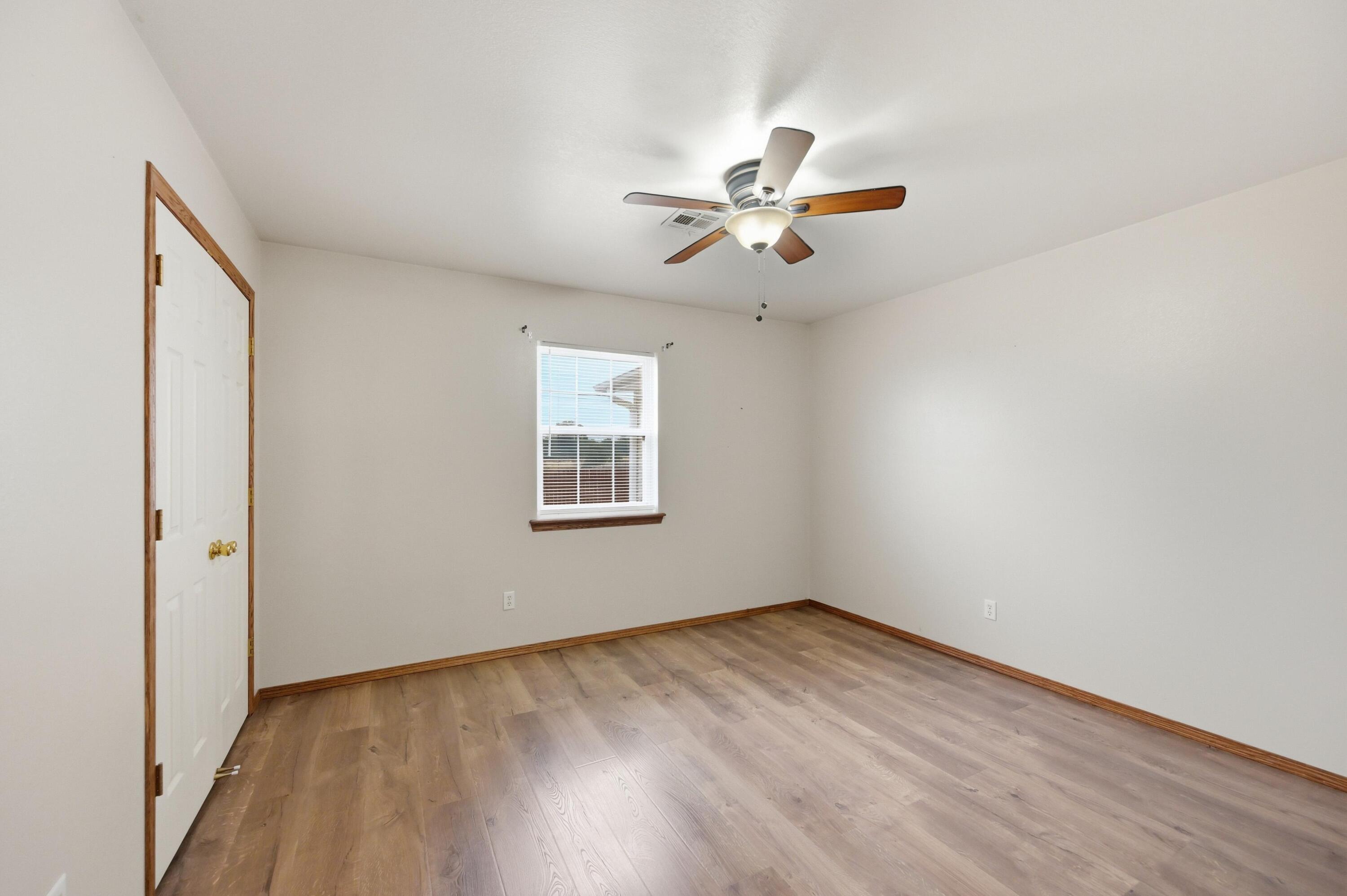 1317 Fox Ridge Lane Neosho, MO 64850 - Photo 32 of 45 032