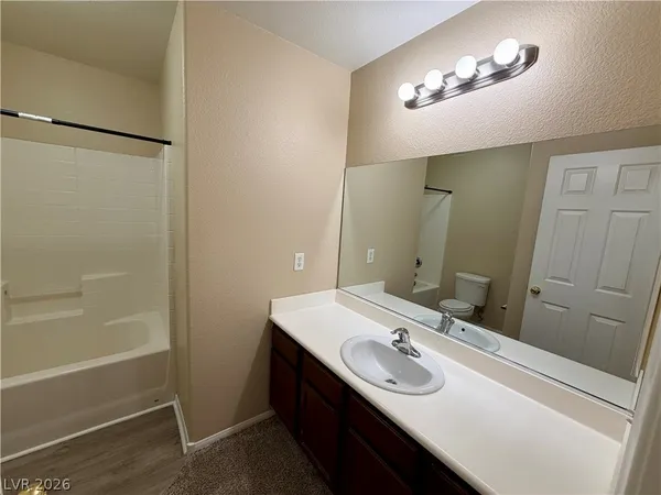 $1,595 | 4055 Asante Cove Street, Las Vegas, NV 89115