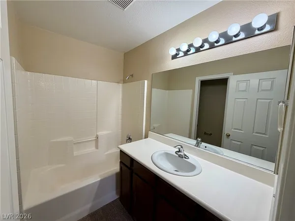 $1,595 | 4055 Asante Cove Street, Las Vegas, NV 89115