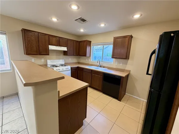 $1,595 | 4055 Asante Cove Street, Las Vegas, NV 89115