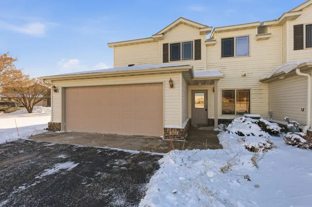 $215,000 | 522 Graceview Loop East, St. Joseph, MN 56374