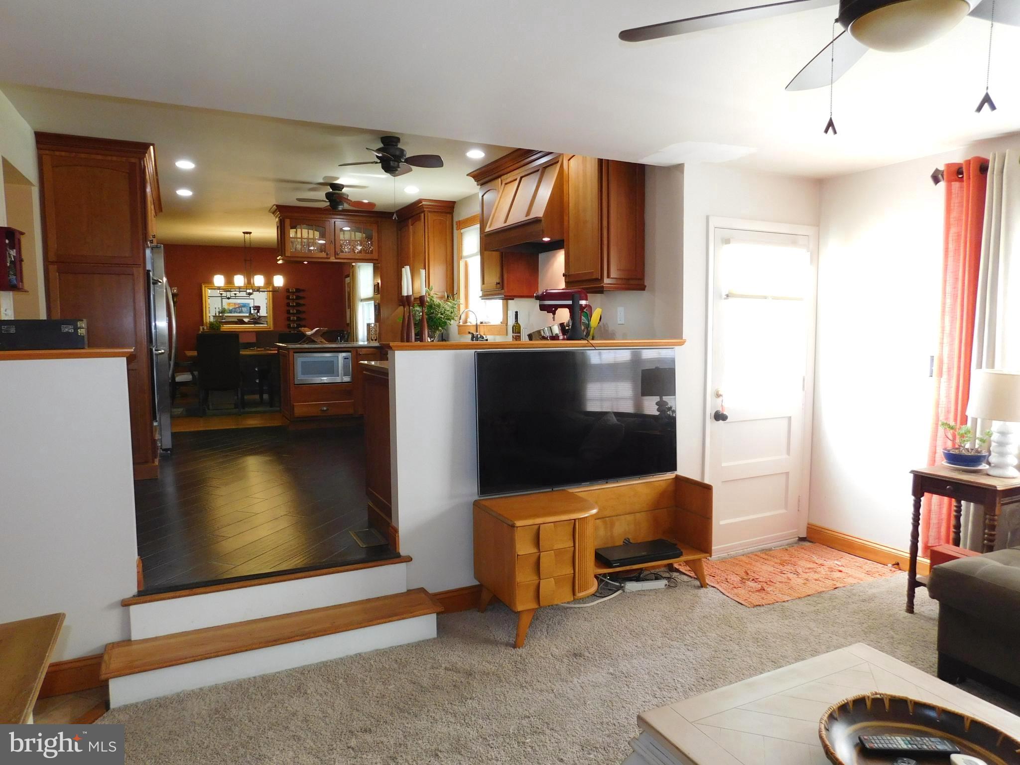 33 Champlain Road Marlton, NJ 08053 - Photo 18 of 45 View of family room into the kitchen